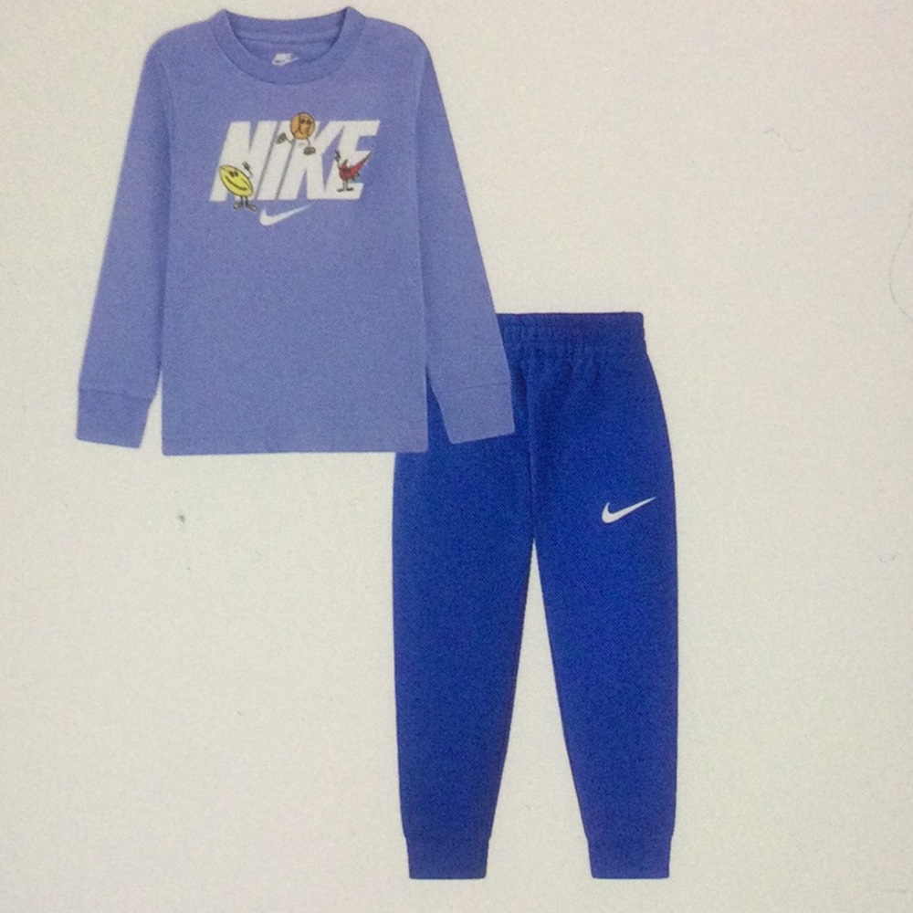 NWT: NIKE Boys 2 Piece Long Sleeve Tee and Pants Set
